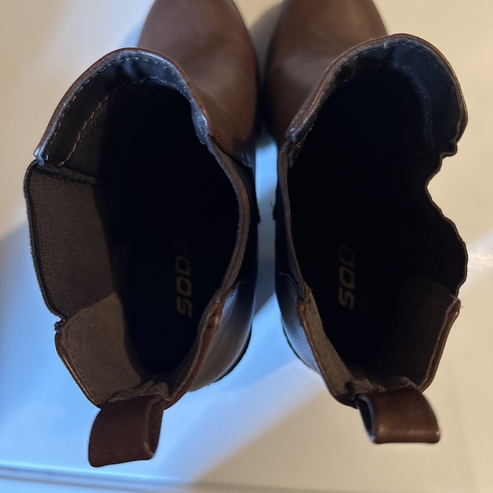 Soda Women Brown Ankle Boots Block Heel Lug Sole Booties Size 8 - Picture 7 of 7